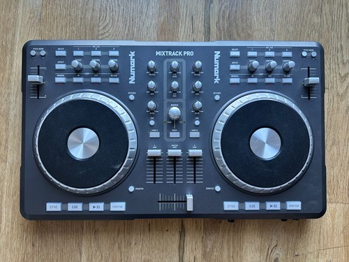 Numark mixtrack pro - mixtrack, dj