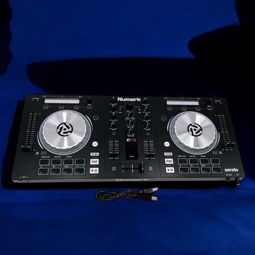 Numark mixtrack pro dj - pro,